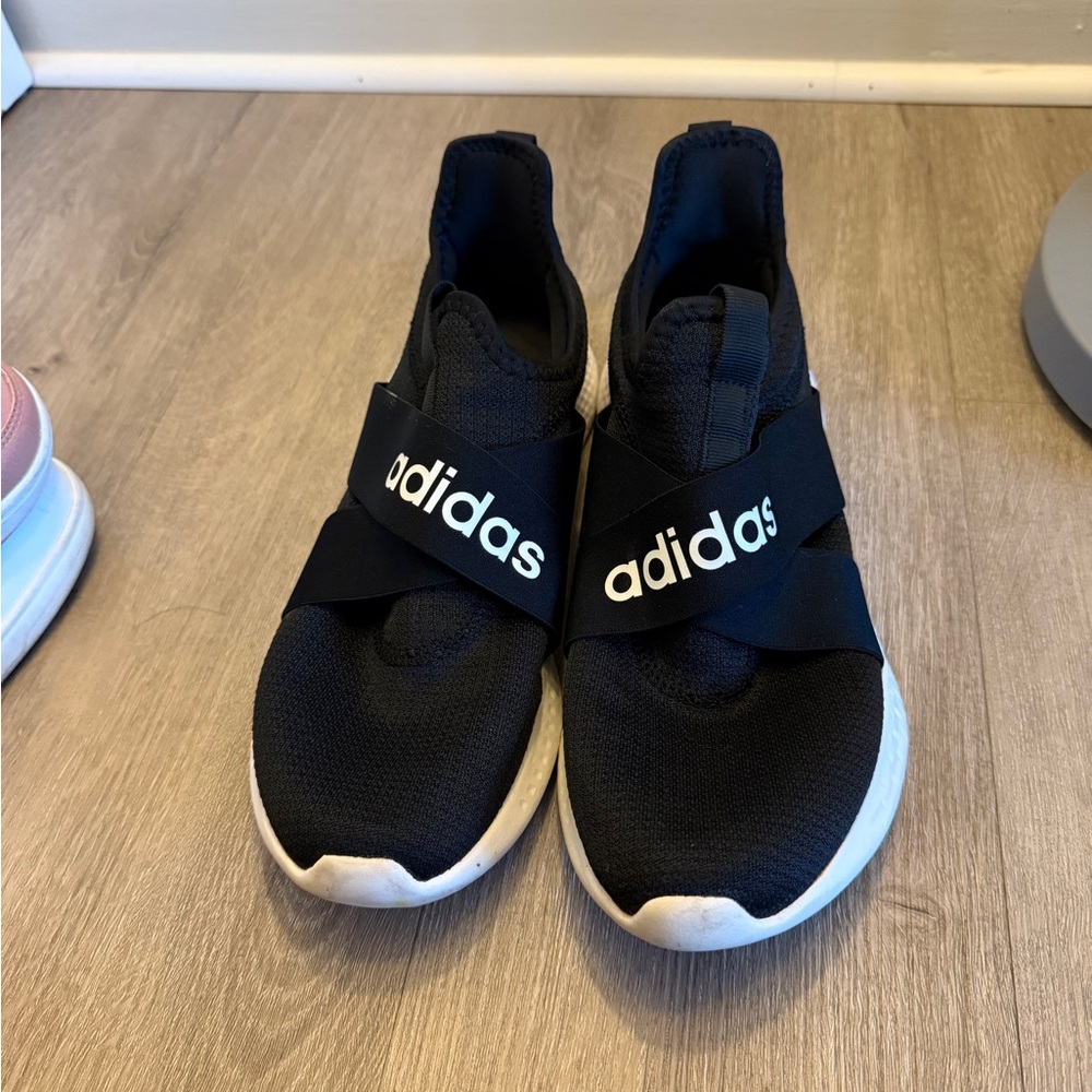 Adidas Mens size 11